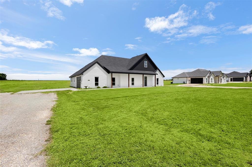 House in Ferris, Texas, United States 3 - 18165090