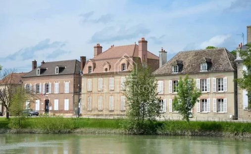 Domaine à Marcilly-sur-Seine, Grand Est, France 1