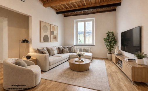 Apartment in Historic Center, Lucca, Tuscany 1