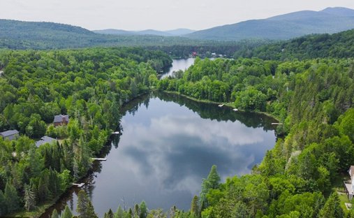 Casa a Lac-Supérieur, Québec, Canada 1