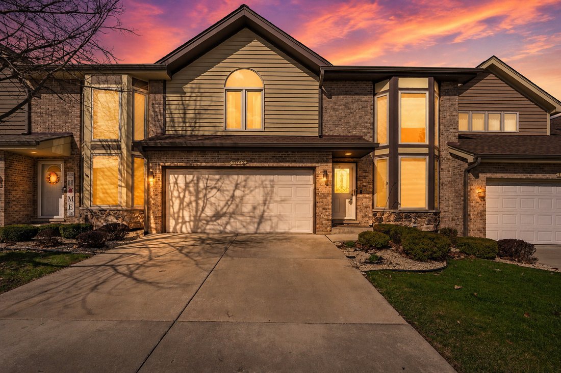 Townhouse in Palos Heights, Illinois, United States 1 - 17613606