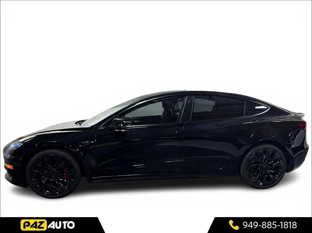 Sedan in Laguna Hills, CA, United States 2 - 17669238