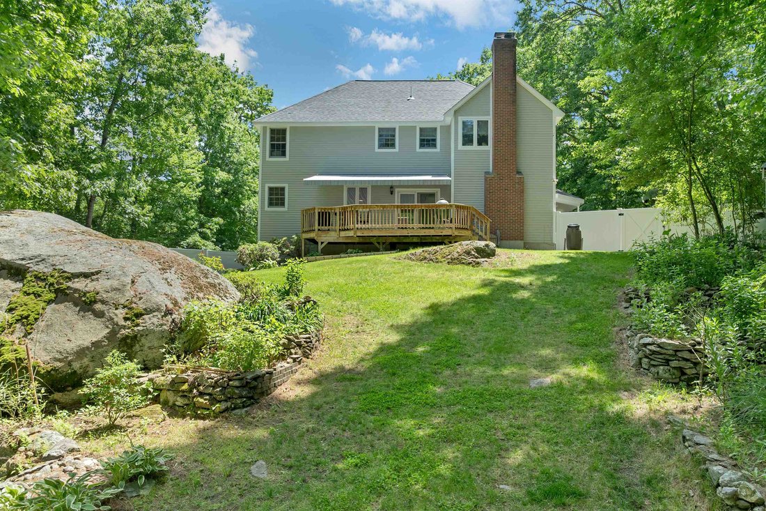 House in Windham, New Hampshire, United States 3 - 18163029