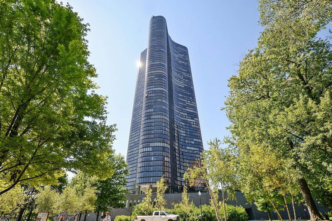 Condo in Chicago, Illinois, United States 1 - 18165083