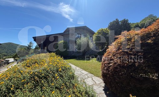 Villa in Asso, Lombardy, Italy 1