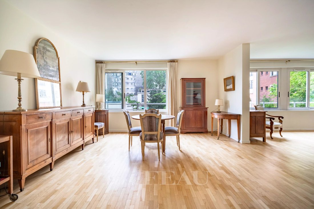 Apartment in Auteuil Nord, Paris 16e Arrondissement, Paris 2 - 18156250