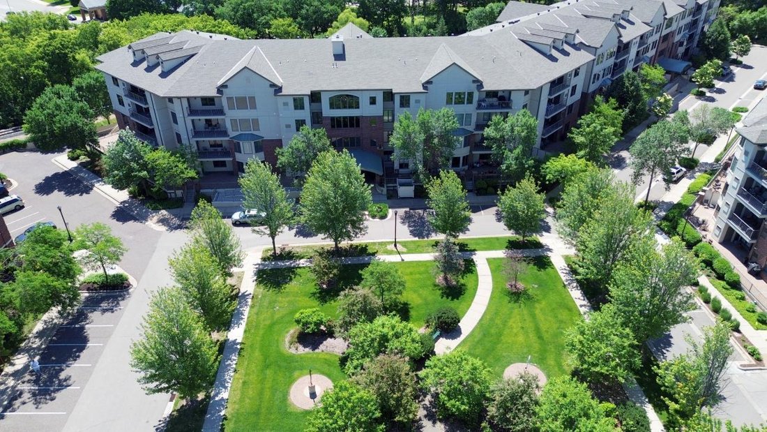 Casa a Edina, Minnesota, Stati Uniti 1 - 18154872