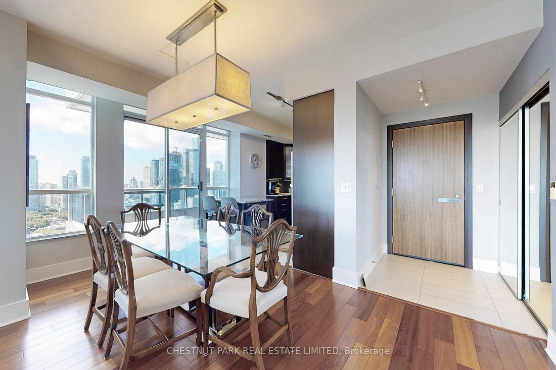 Apartment in Toronto, Ontario, Canada 4 - 18156757