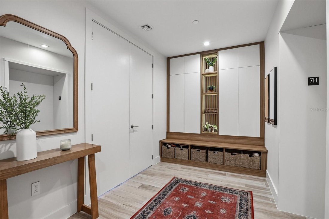Condo in Tampa, Florida, United States 5 - 18166897