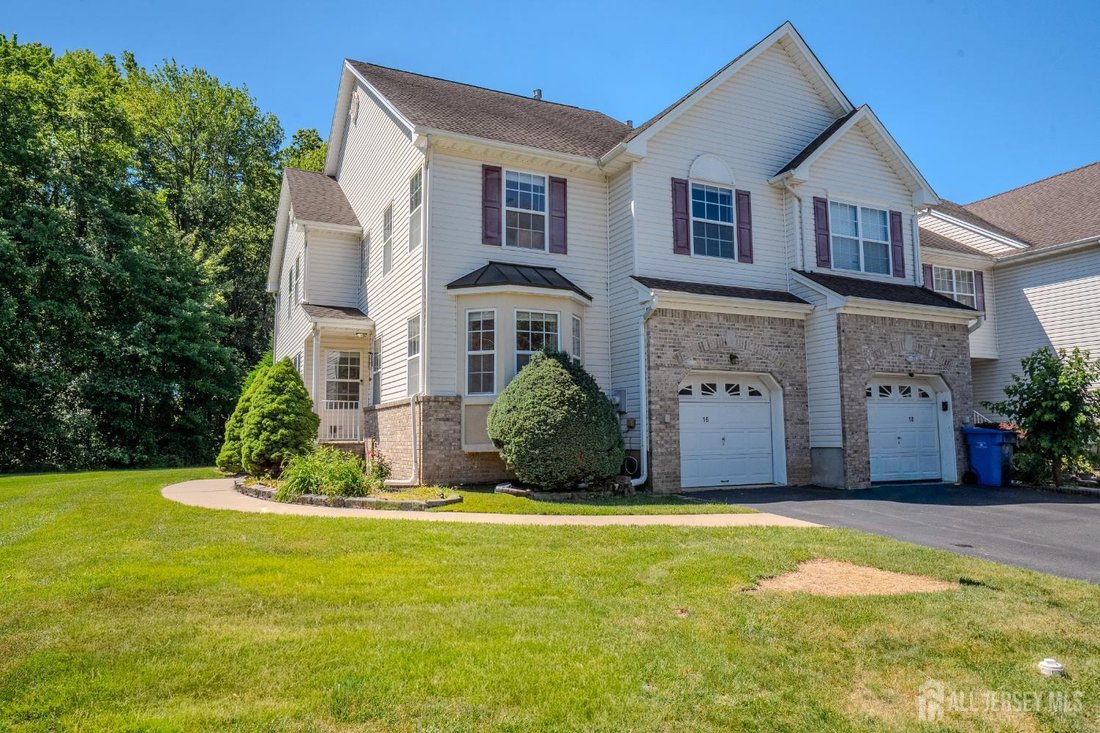 Condo in North Brunswick Township, New Jersey, United States 1 - 18171440