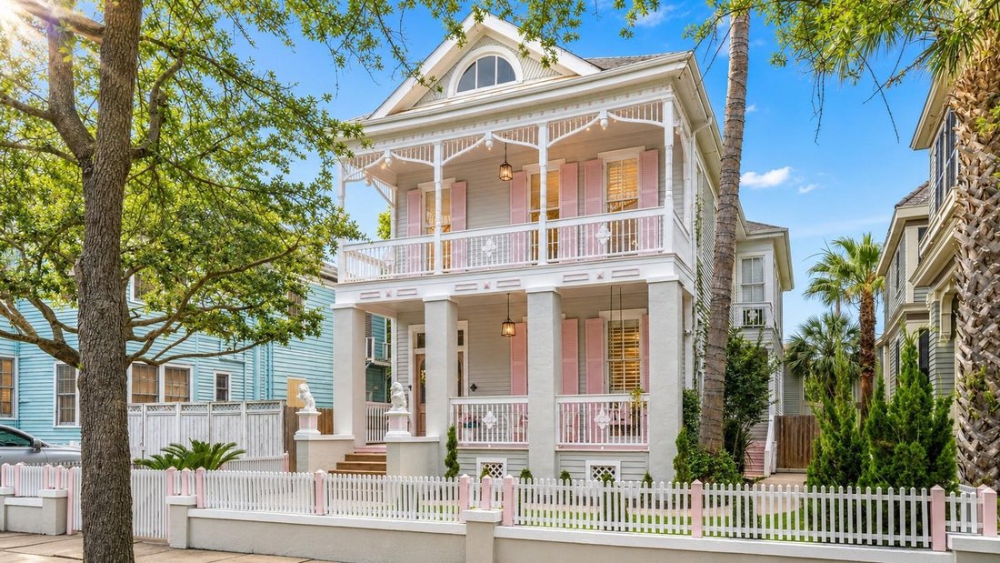 House in Galveston, Texas, United States 1 - 18159811