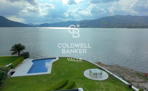 Casa a Valle de Bravo, Stato del Messico, Messico 1