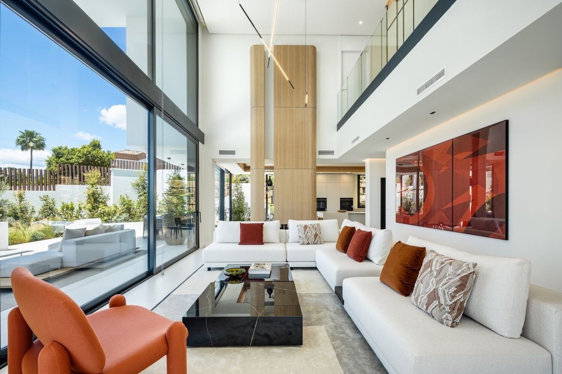 Villa in Rio Real, Marbella, Andalusia 4 - 18154448