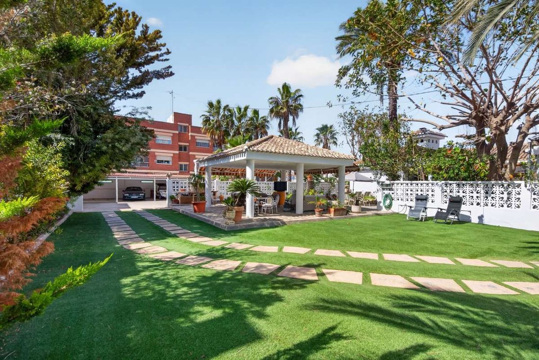 Villa in Lo Pagan, San Pedro del Pinatar, Región de Murcia 1 - 18160898