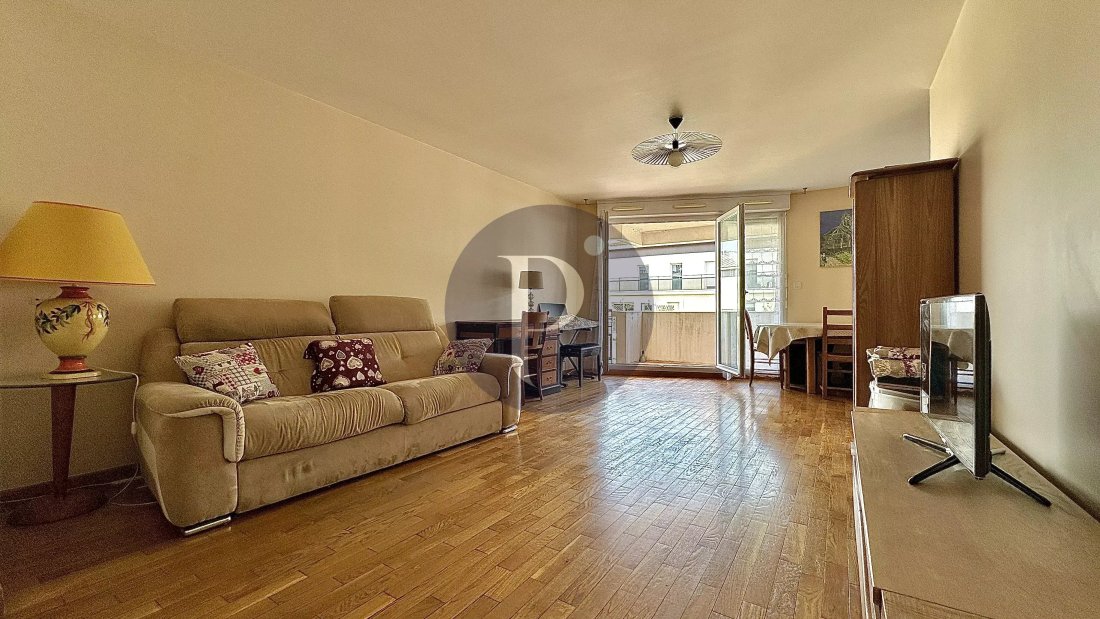 Apartment in Cachan, Ile-de-France, France 3 - 18060768
