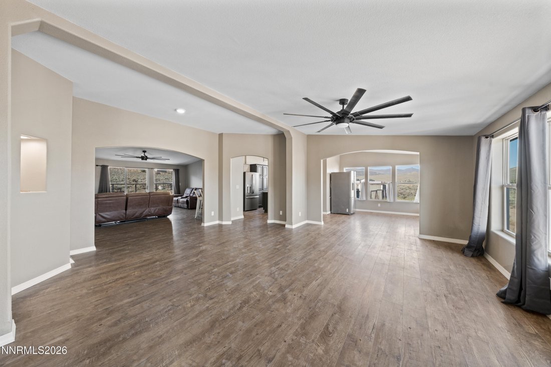 Reno, Nevada, United States 2 - 18158812