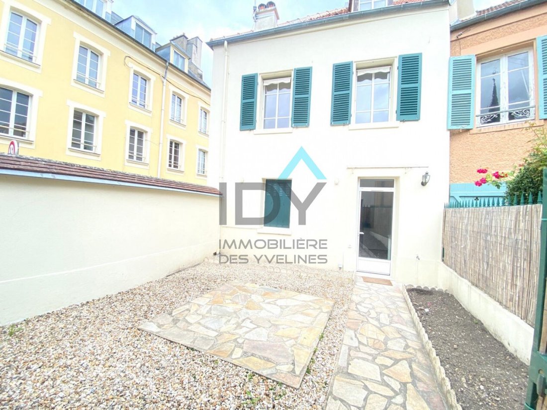 House in Marly-le-Roi, Ile-de-France, France 1 - 18122457