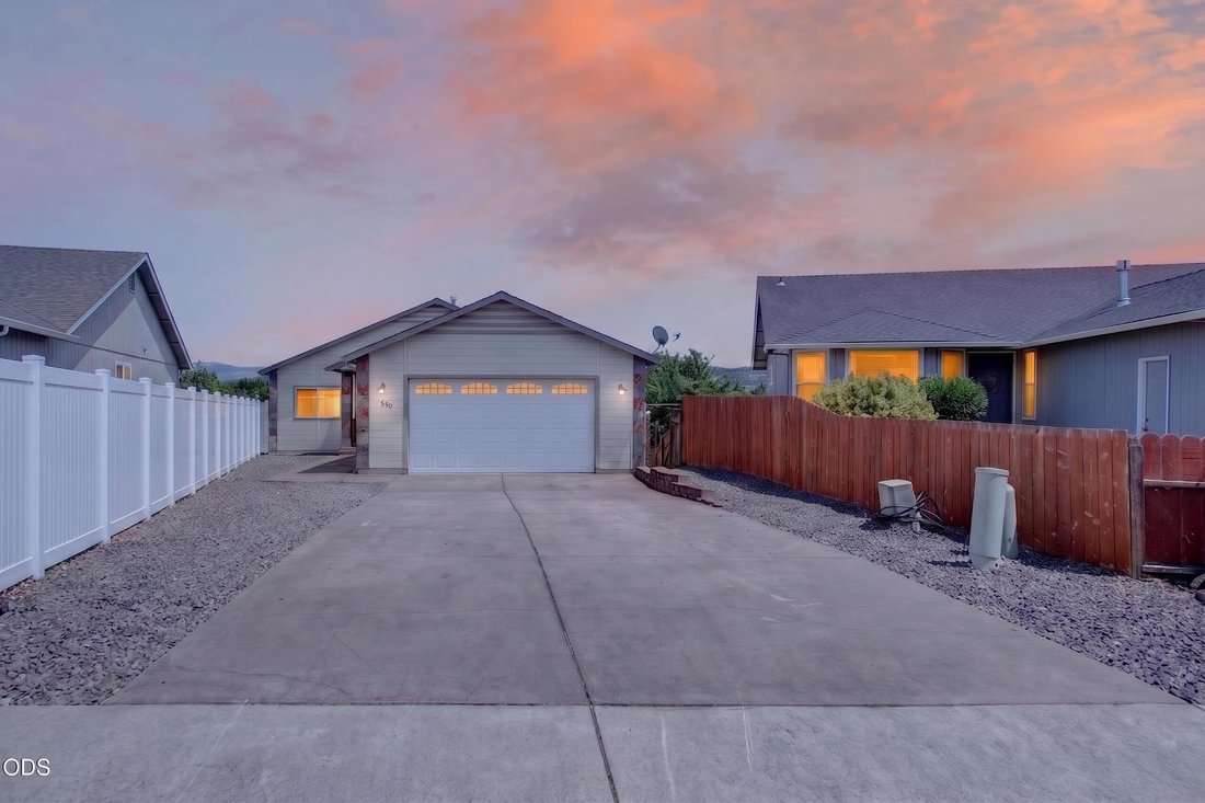 House in Eagle Point, Oregon, United States 1 - 18157812