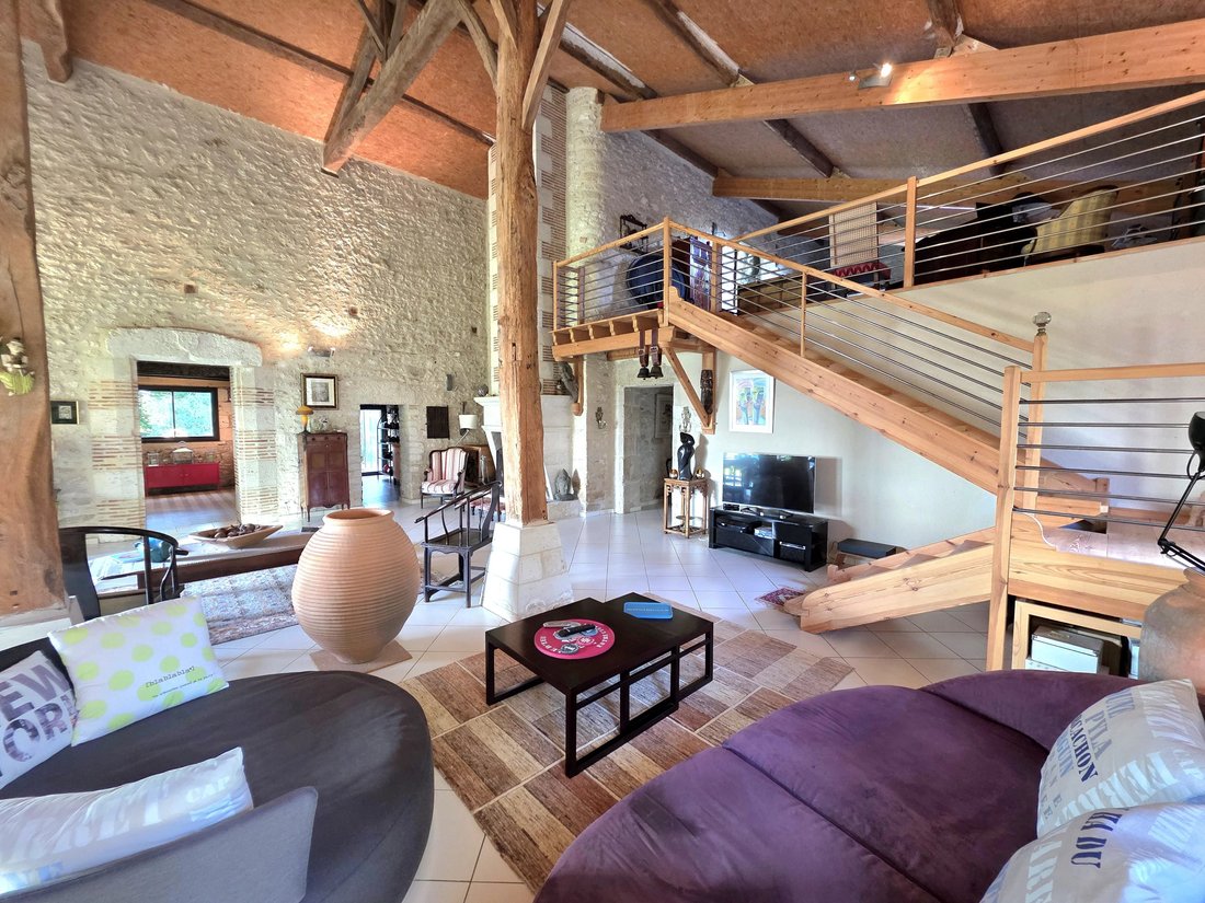 House in Duras, Nouvelle-Aquitaine, France 3 - 17666696