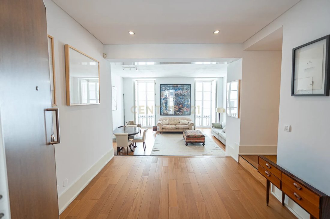 Apartment in Misericordia, Lisbon, Portugal 3 - 18156260