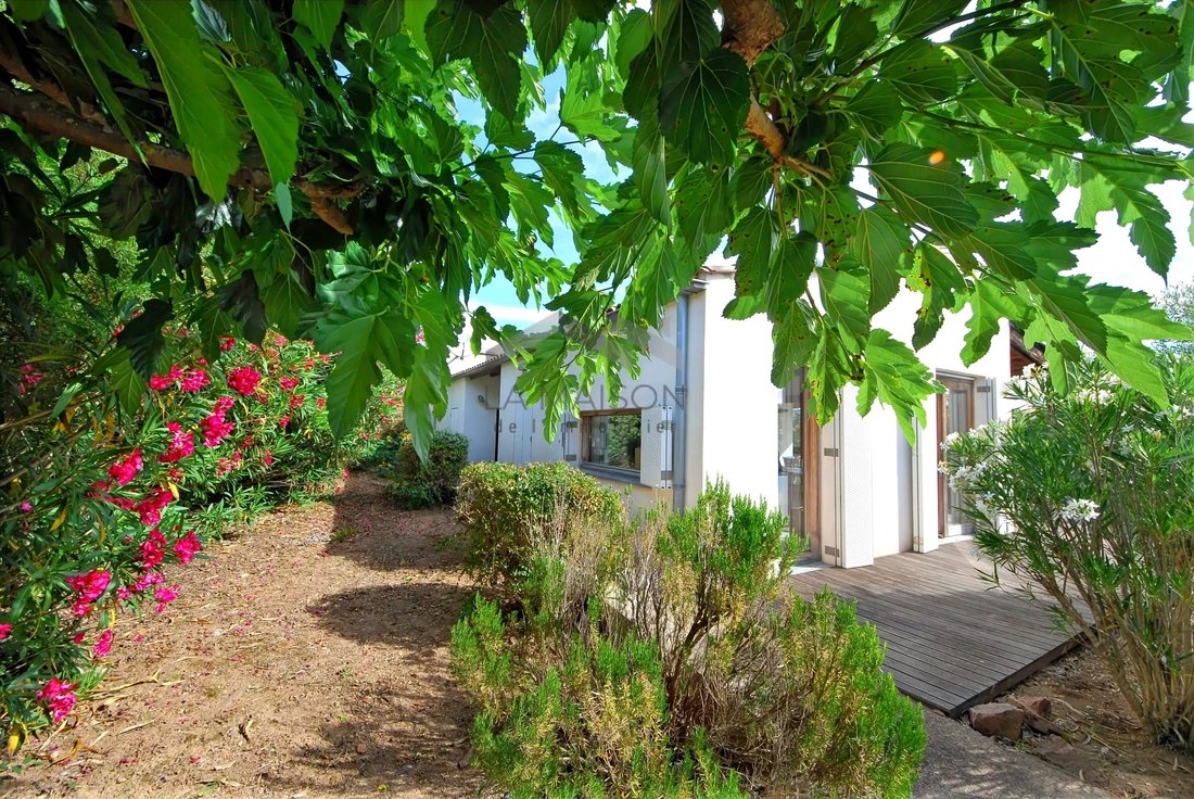 Villa in Zonza, Corsica, France 5 - 18165552