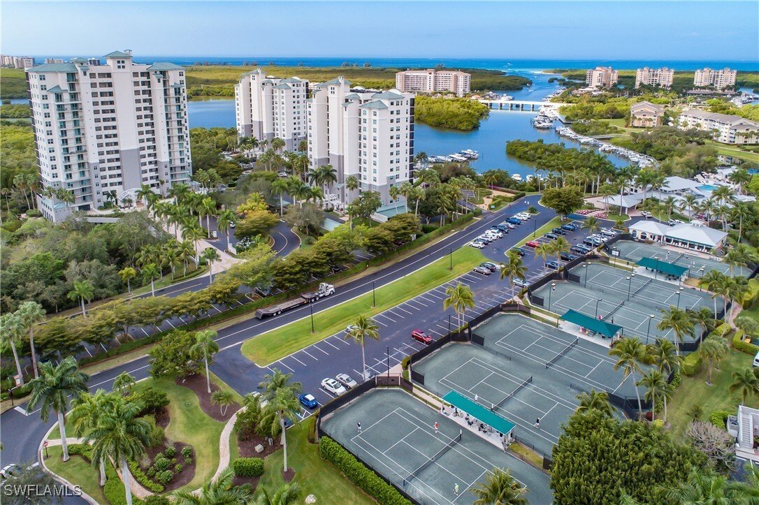 Condo in Bonita Springs, Florida, United States 5 - 16234388