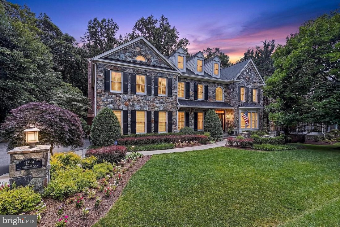 House in Potomac Falls, Virginia, United States 1 - 18170846