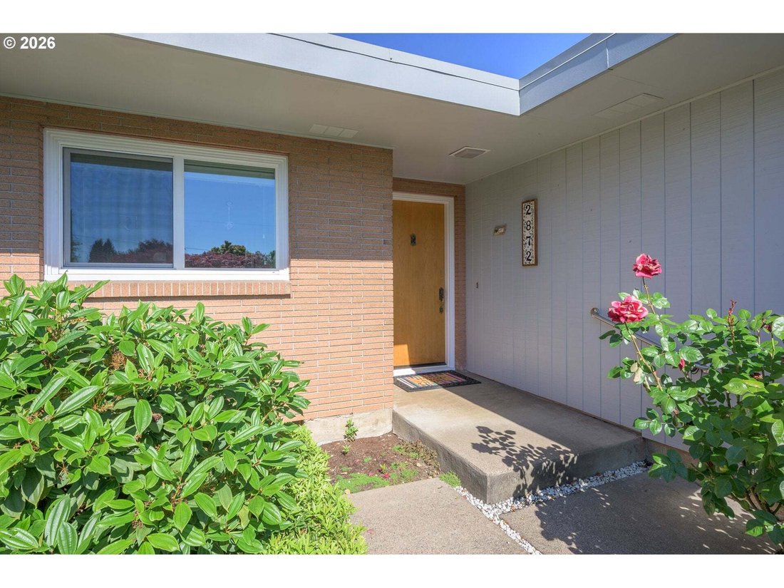 House in Eugene, Oregon, United States 5 - 17967762