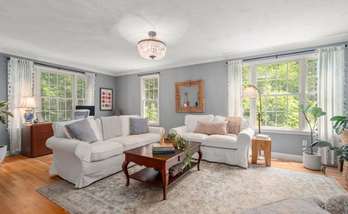 House in Southborough, Massachusetts, United States 1