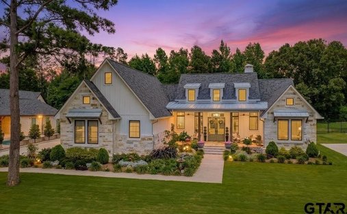 House in Hideaway, Texas, United States 1