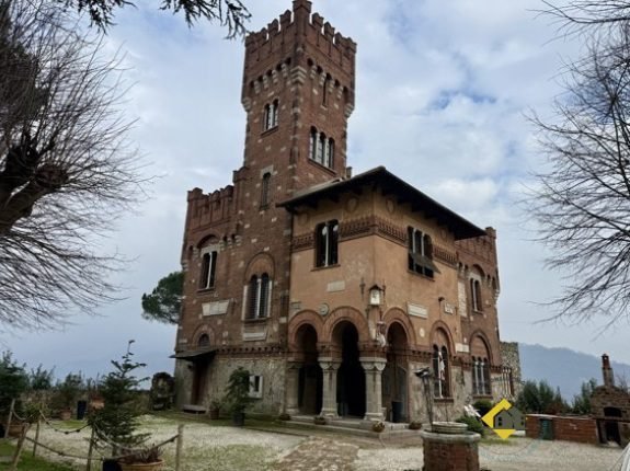 Farm Ranch in Serra Riccò, Liguria, Italy 1 - 18157907