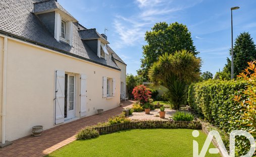 House in Nantes Erdre, Nantes, France 1