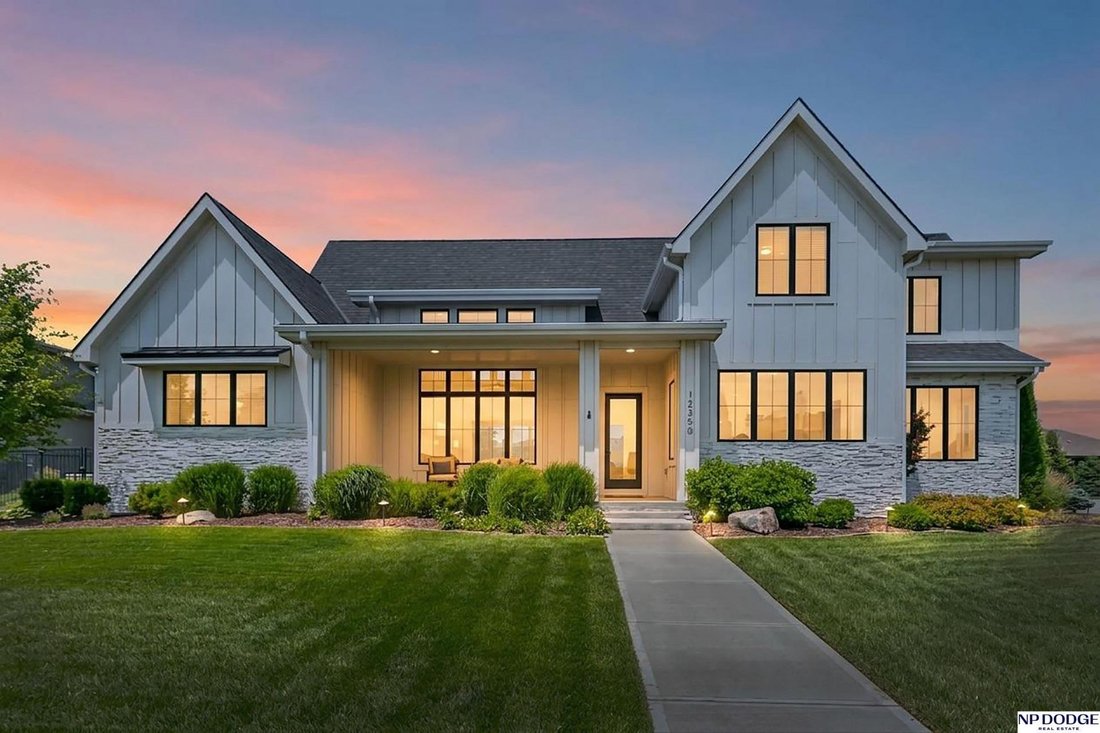 House in Papillion, Nebraska, United States 1 - 18168131