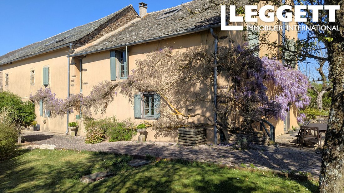 Maison à Lacapelle-Pinet, Occitanie, France 1 - 16986511