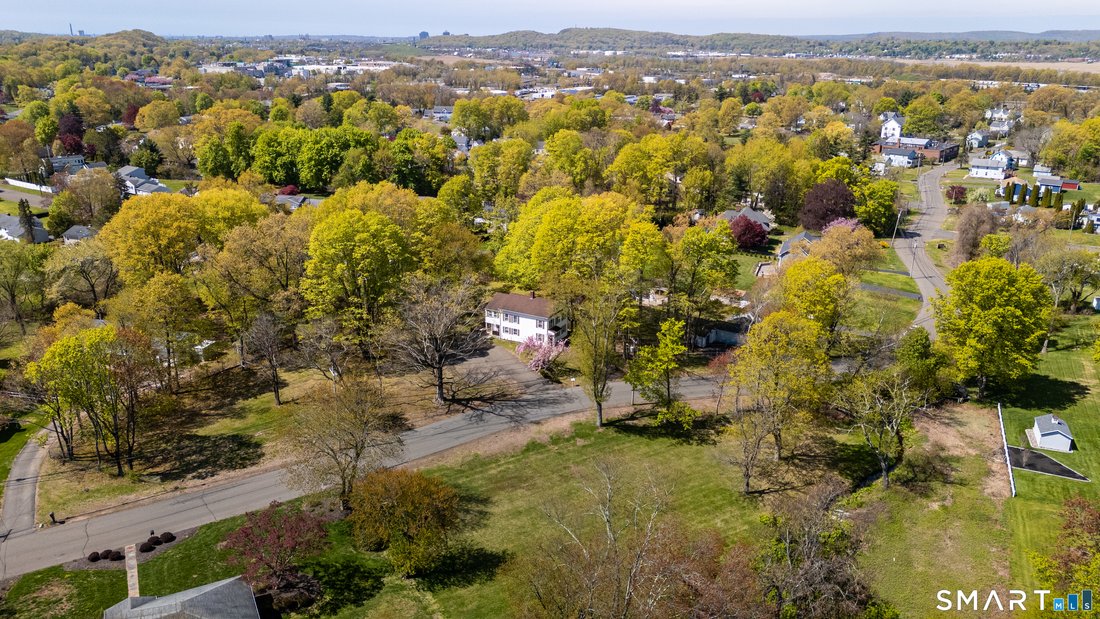 North Haven, Connecticut, United States 4 - 18160379