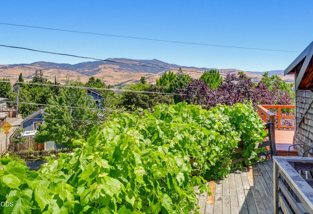 House in Ashland, Oregon, United States 3 - 18162333