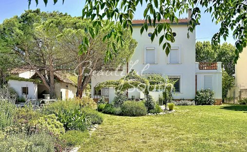 House in Est, Prades, France 1