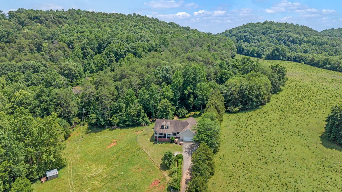 House in Riceville, Tennessee, United States 2 - 18158429