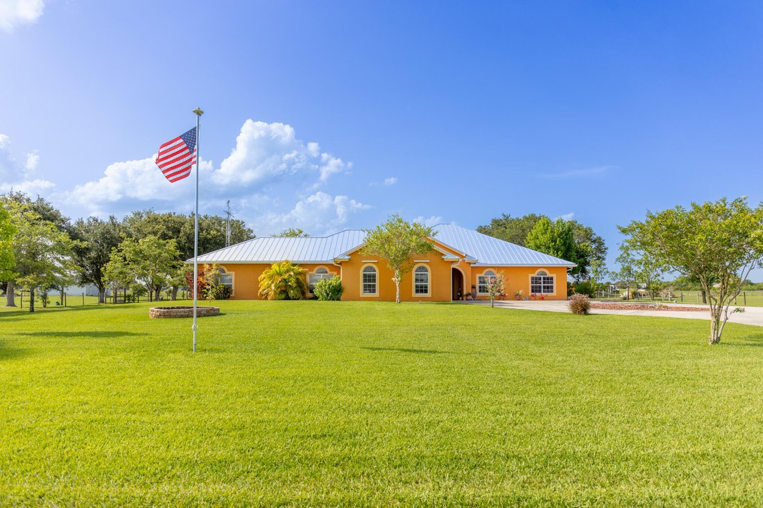 House in Buckhead Ridge, Florida, United States 2 - 18155253