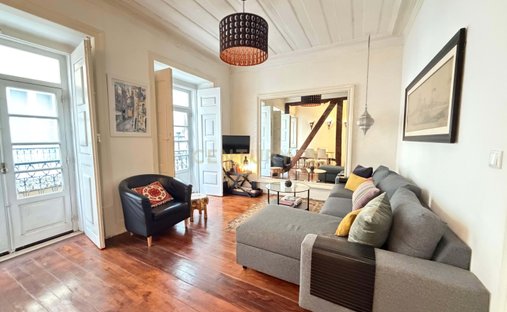 Apartment in Misericordia, Lisbon, Portugal 1