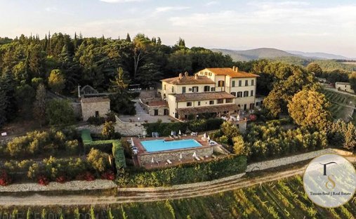 Villa in Siena, Tuscany, Italy 1