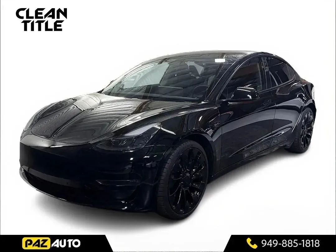 Sedan in Laguna Hills, CA, United States 1 - 17669238