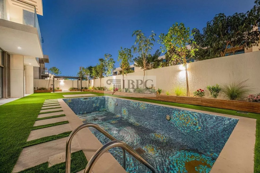 Villa in MBR City / Mohammed Bin Rashid City, Dubai, United Arab Emirates 1 - 18159350