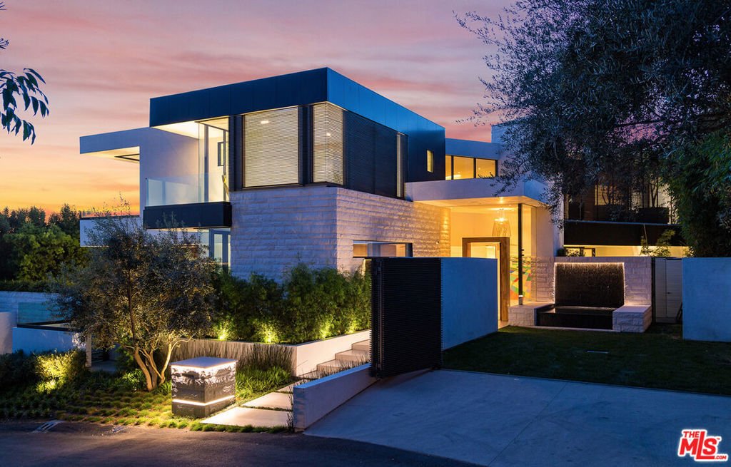 House in Los Angeles, California, United States 1 - 18159575
