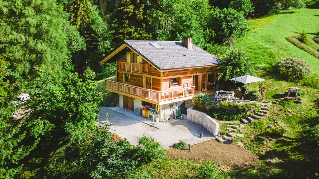 Haus in Manigod, Auvergne-Rhone-Alpen, Frankreich 1 - 18159283