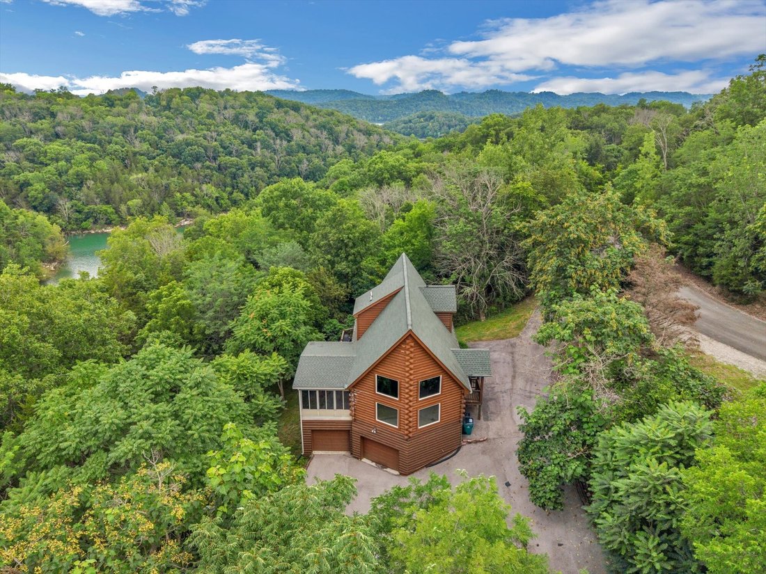 House in Smithville, Tennessee, United States 4 - 18149308