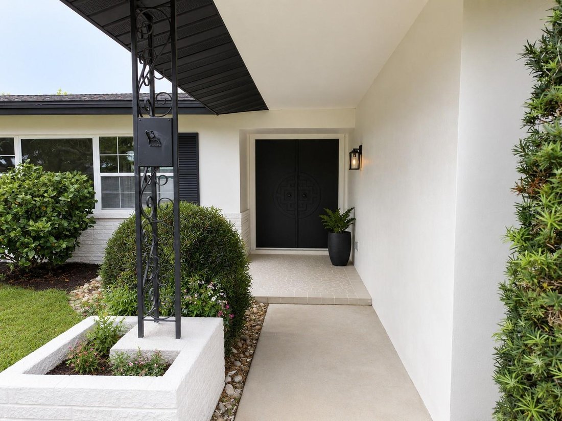 House in Largo, Florida, United States 3 - 18160495