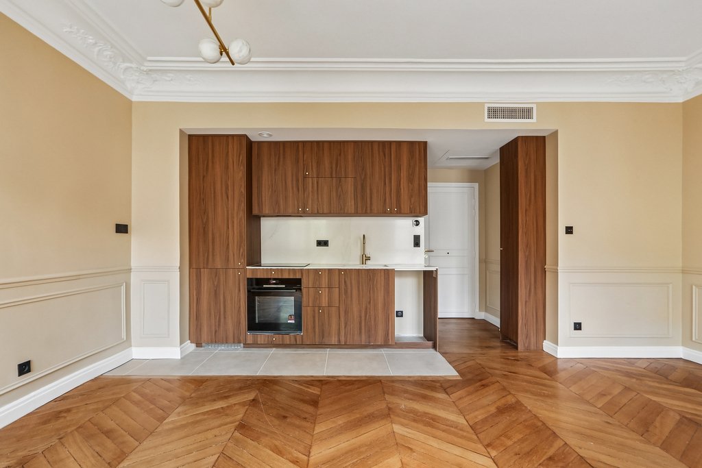 Apartment in Hoche-Friedland, Paris 8e Arrondissement, Paris 1 - 18156293
