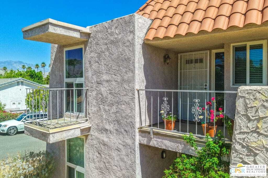 Palm Desert, California, United States 4 - 18168148
