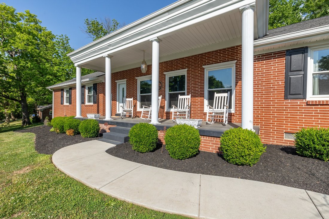 House in Belfast, Tennessee, United States 2 - 18166968